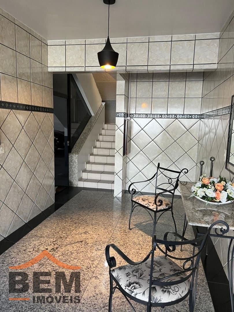 Apartamento para Venda com 2 quartos e 60m² no bairro Vila Operária, em Itajaí