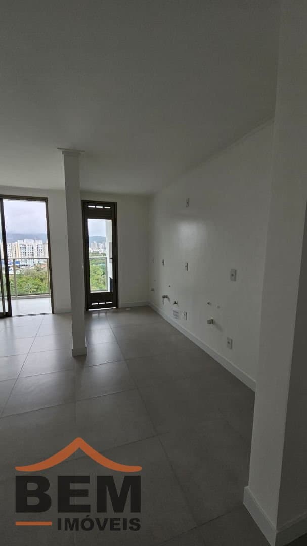 Apartamento para Venda com 3 quartos e 84m² no bairro São Vicente, em Itajaí