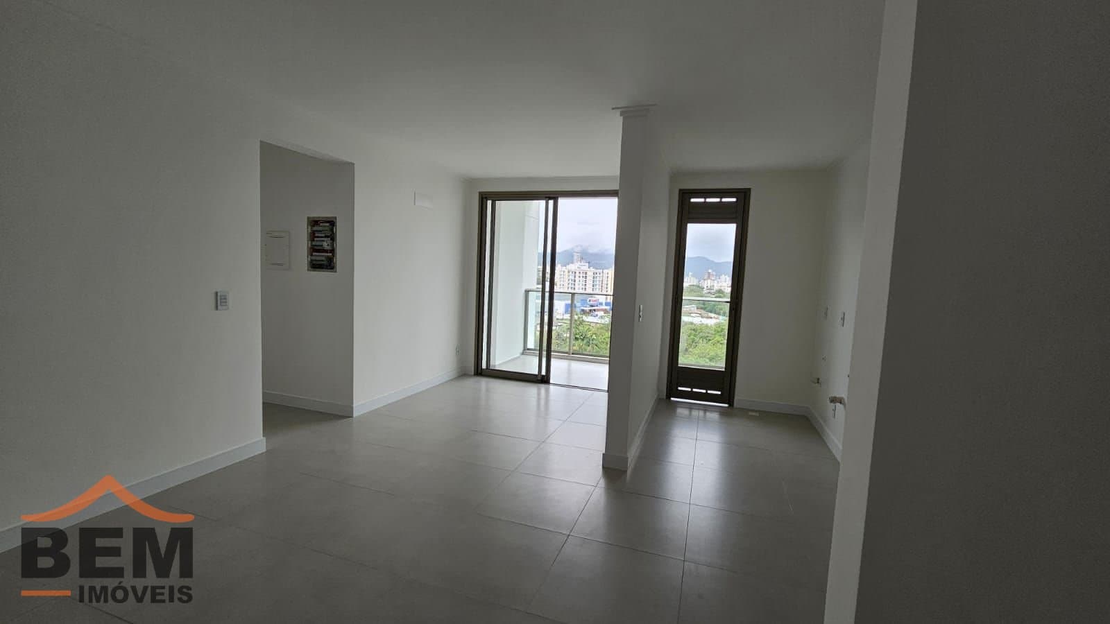Apartamento para Venda com 3 quartos e 84m² no bairro São Vicente, em Itajaí
