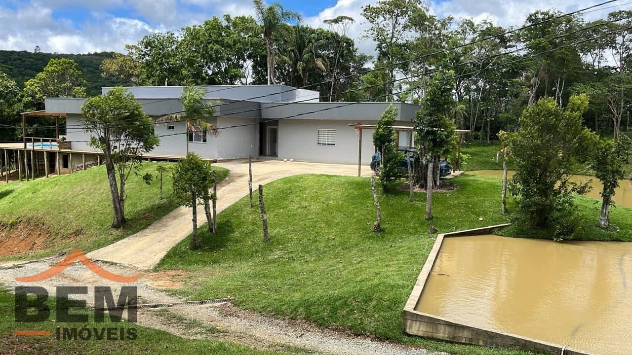 Sítio para Venda com 2 quartos no bairro Rio Do Meio, em Camboriú