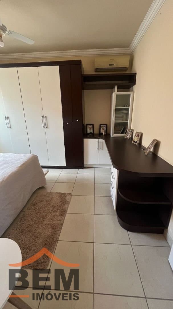 Casa para Venda com 4 quartos e 280m² no bairro Dom Bosco, em Itajaí