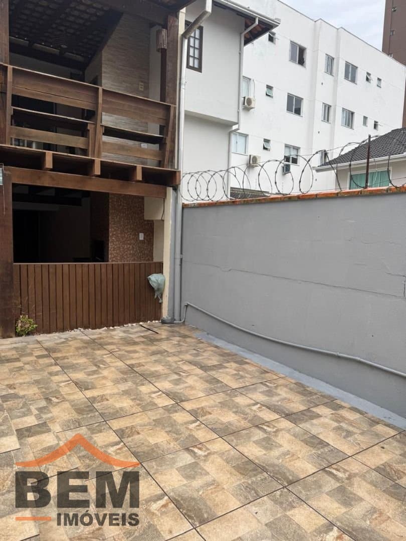 Casa para Venda com 3 quartos e 160m² no bairro Fazenda, em Itajaí
