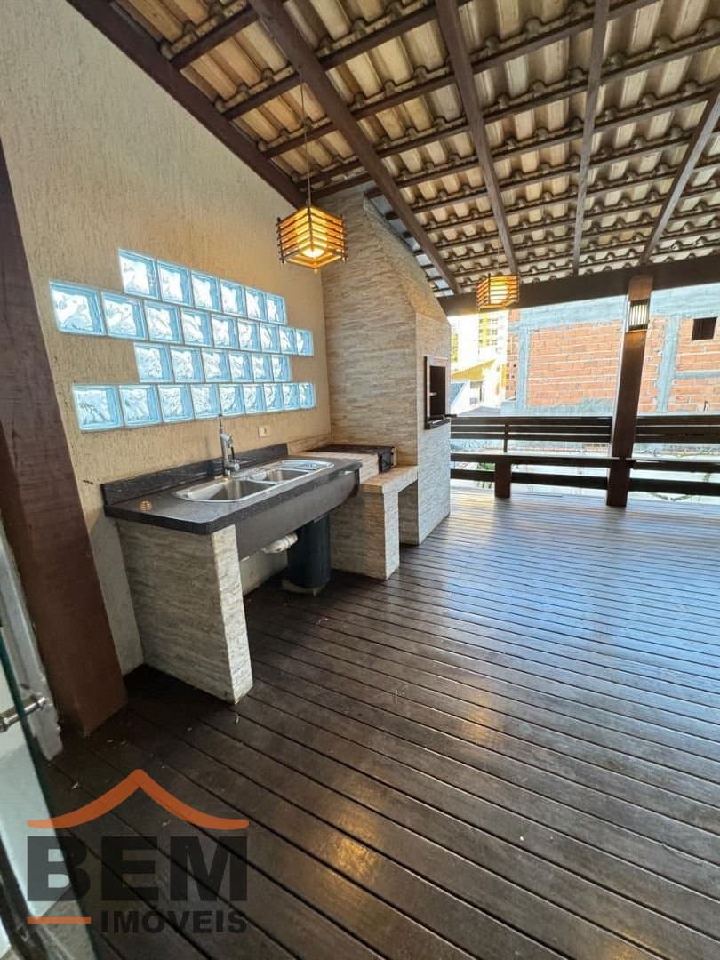 Casa para Venda com 3 quartos e 160m² no bairro Fazenda, em Itajaí
