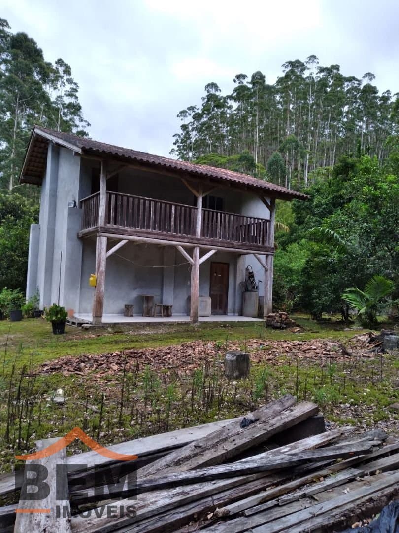 Casa para Venda com 2 quartos e 465m² no bairro Zona Rural, em Nova Trento