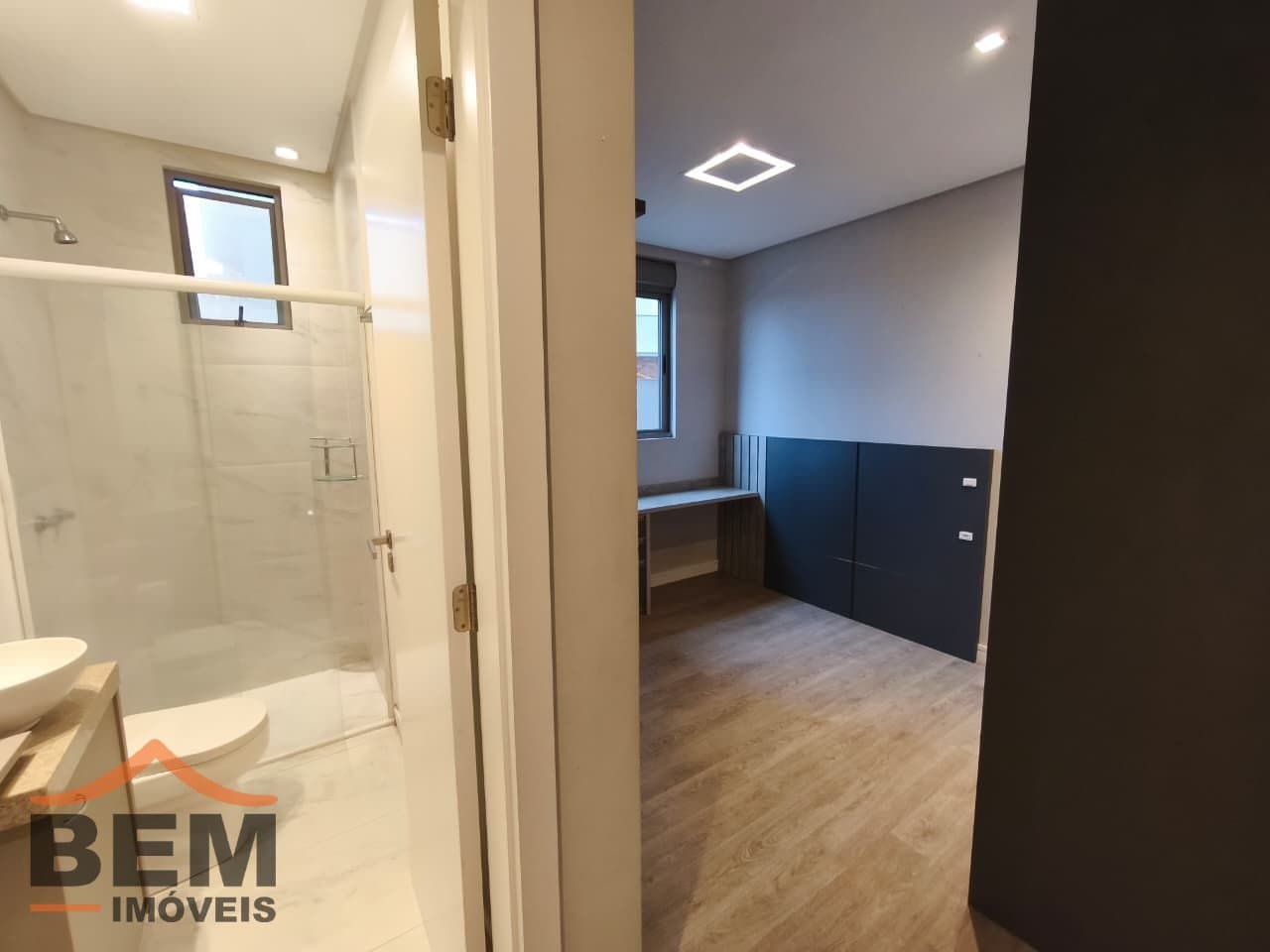 Apartamento para Venda com 3 quartos no bairro Centro, em Itajaí