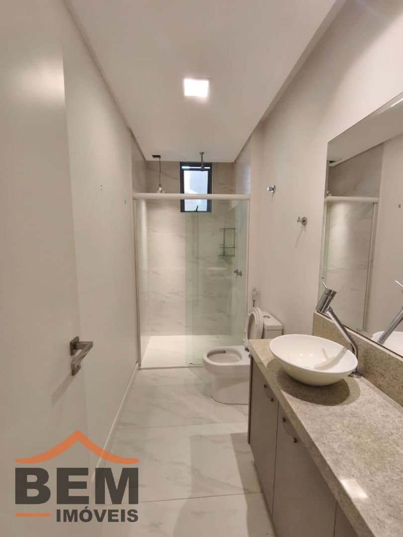 Apartamento para Venda com 3 quartos no bairro Centro, em Itajaí