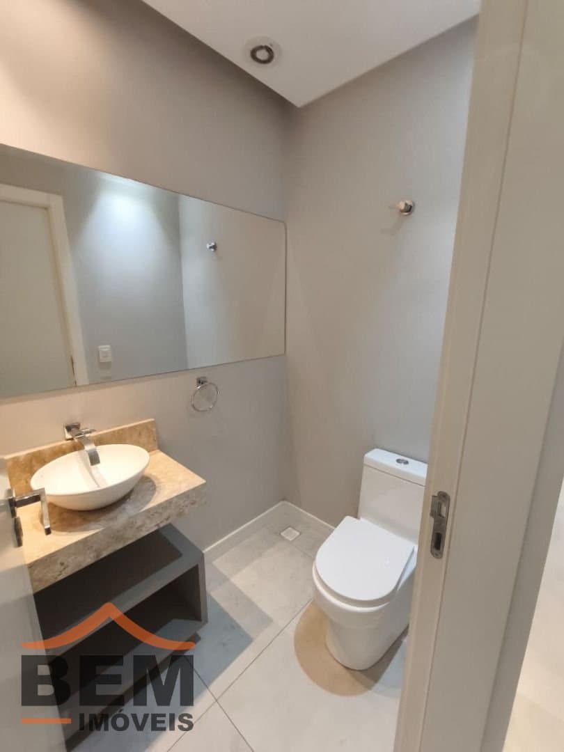 Apartamento para Venda com 3 quartos no bairro Centro, em Itajaí