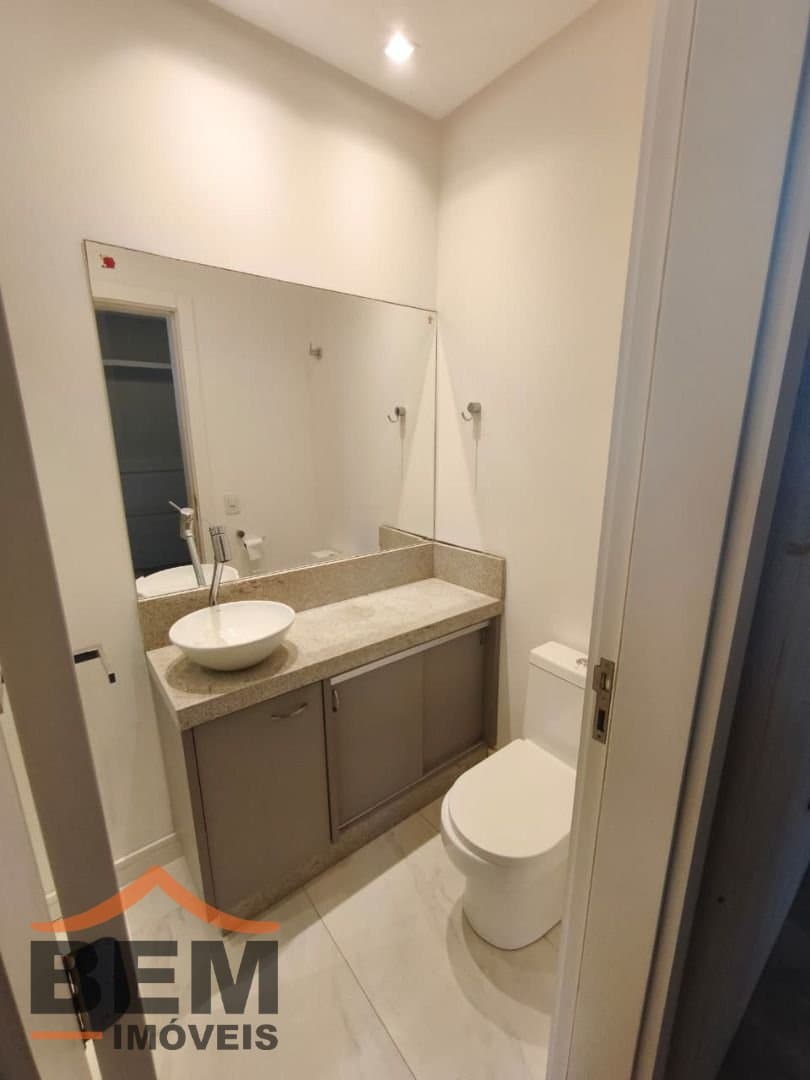 Apartamento para Venda com 3 quartos no bairro Centro, em Itajaí