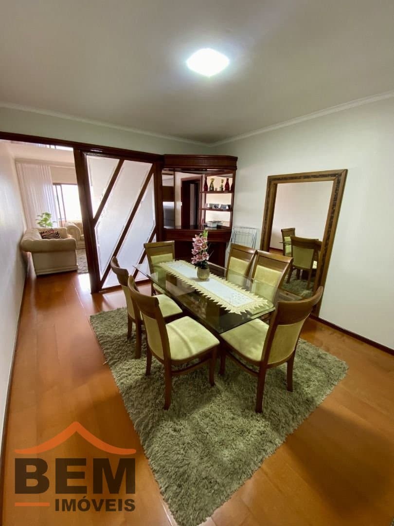 Apartamento para Venda com 3 quartos e 111m² no bairro São João, em Itajaí