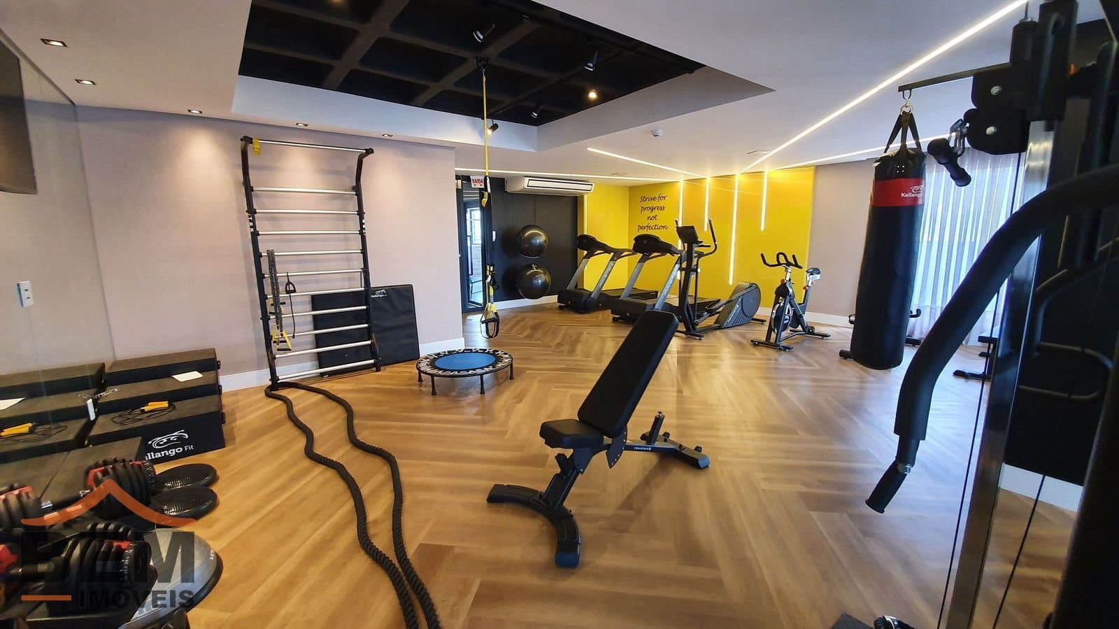 Apartamento para Venda com 3 quartos e 80m² no bairro São João, em Itajaí