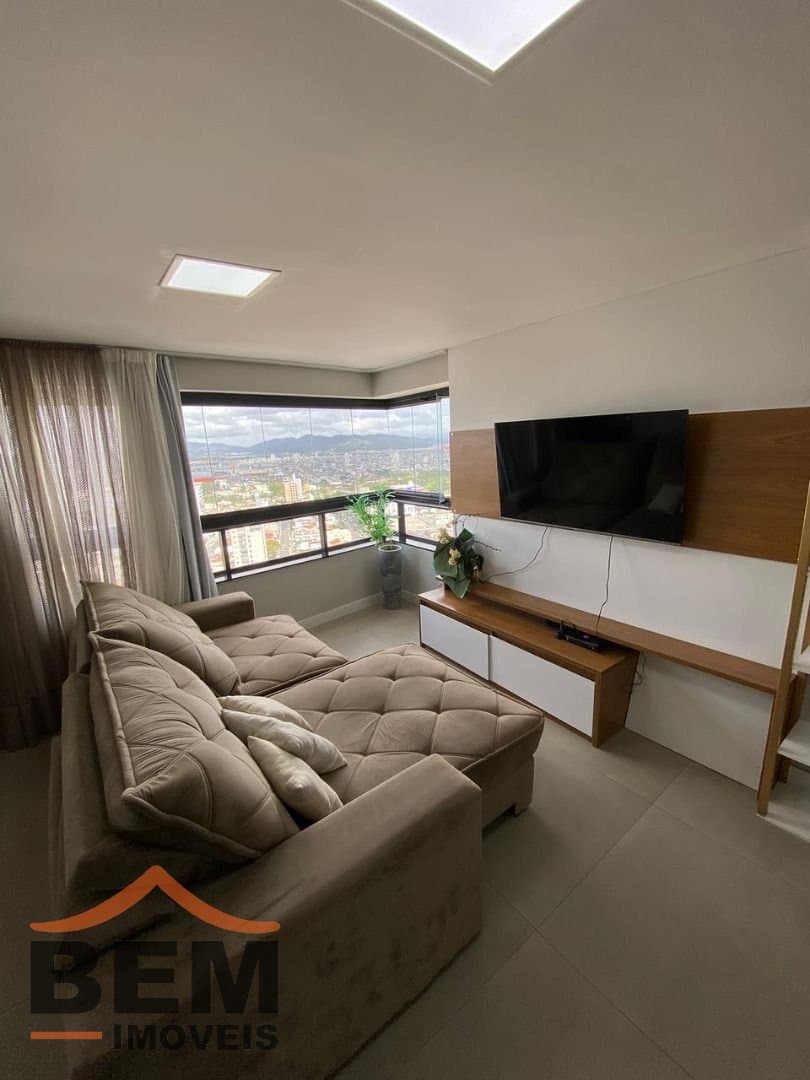 Apartamento para Venda com 3 quartos e 80m² no bairro São João, em Itajaí