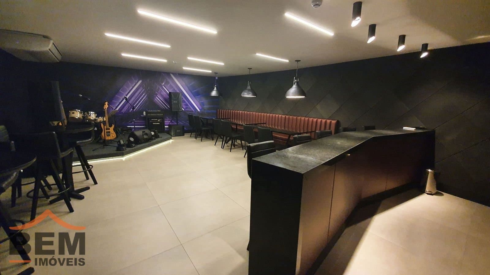Apartamento para Venda com 3 quartos e 80m² no bairro São João, em Itajaí