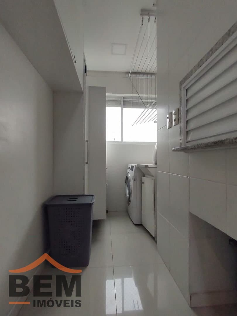 Apartamento para Venda com 2 quartos e 57m² no bairro Barra do Rio, em Itajaí
