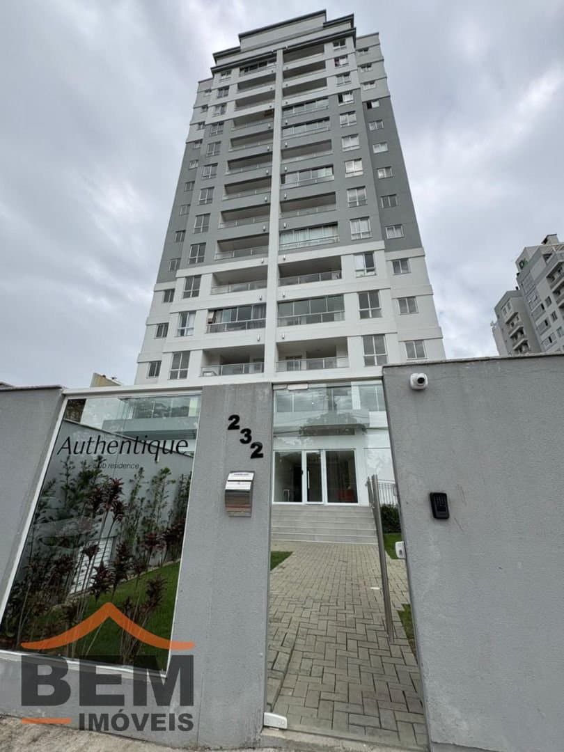 Apartamento para Venda com 3 quartos no bairro Vila Operária, em Itajaí
