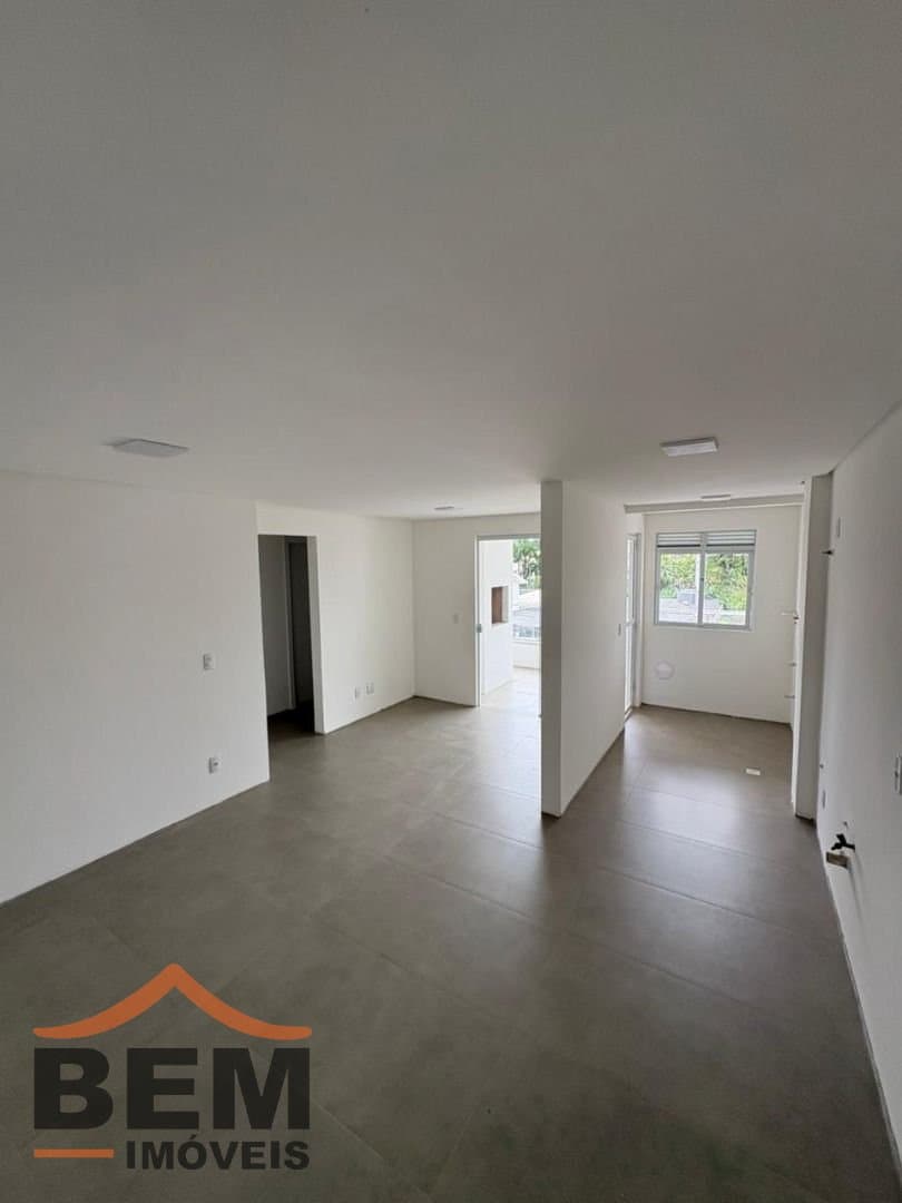 Apartamento para Venda com 3 quartos no bairro Vila Operária, em Itajaí