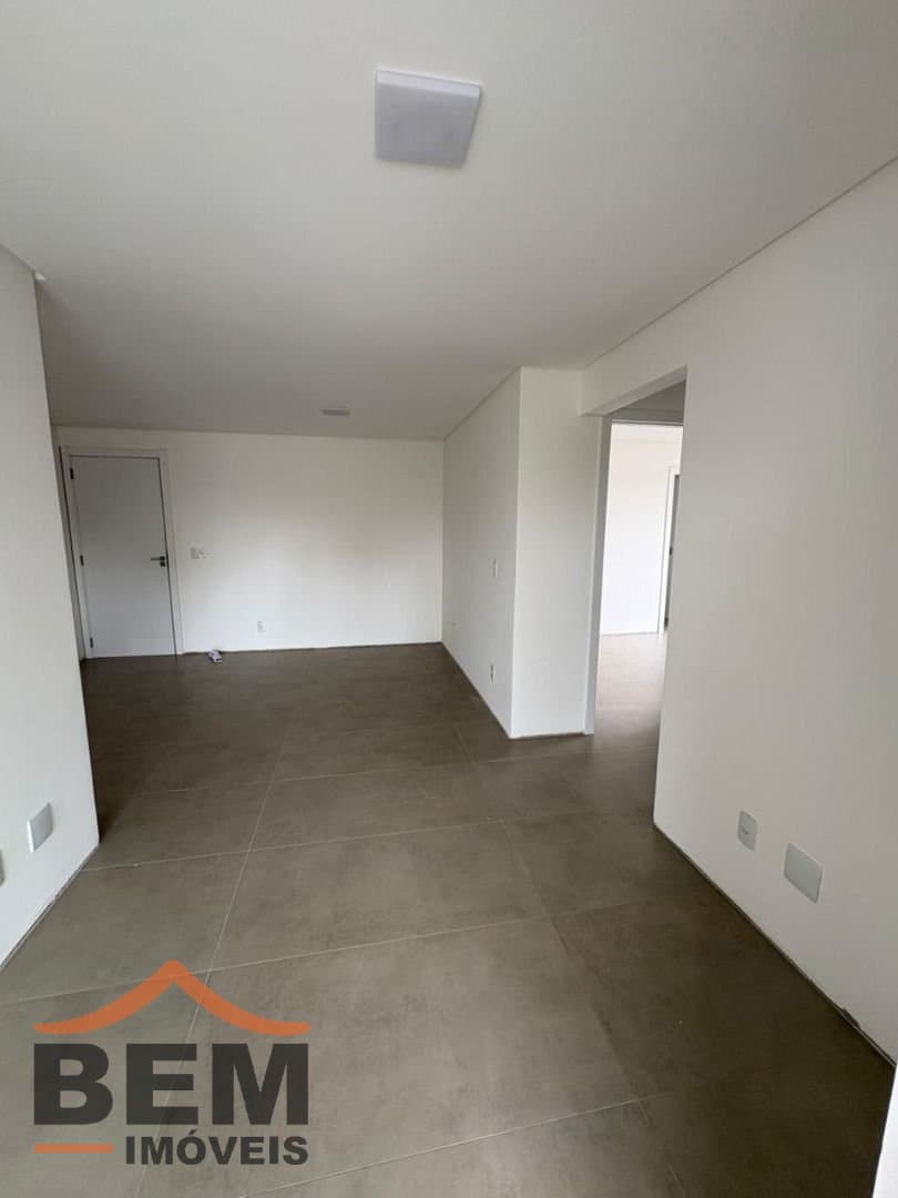 Apartamento para Venda com 3 quartos no bairro Vila Operária, em Itajaí