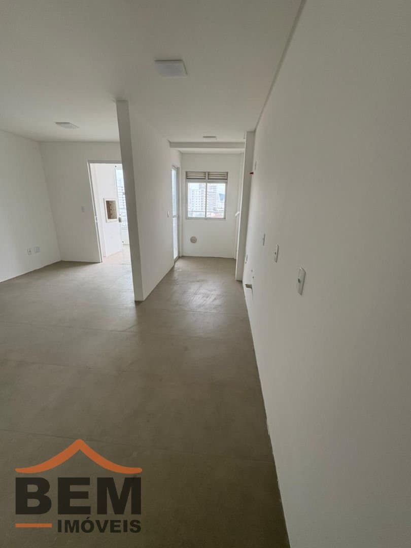 Apartamento para Venda com 2 quartos no bairro Vila Operária, em Itajaí
