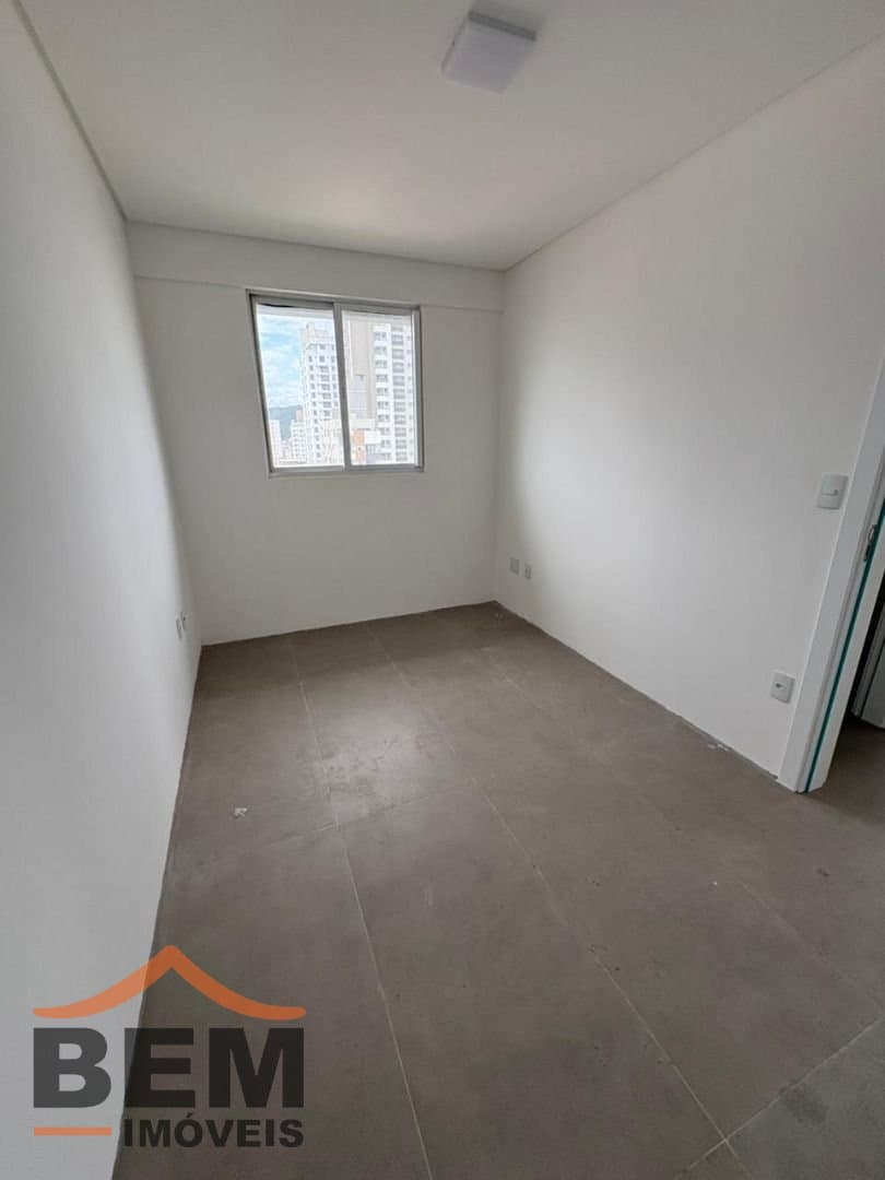 Apartamento para Venda com 2 quartos no bairro Vila Operária, em Itajaí