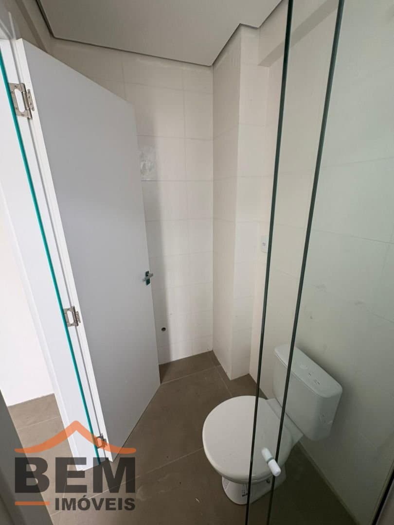 Apartamento para Venda com 2 quartos no bairro Vila Operária, em Itajaí