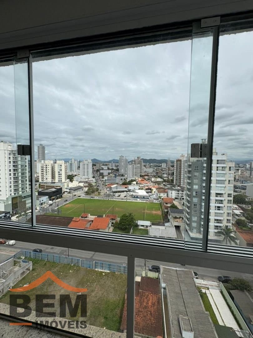 Apartamento para Venda com 2 quartos no bairro Vila Operária, em Itajaí