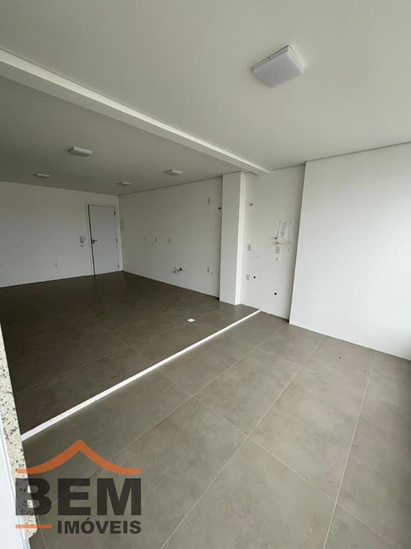 Apartamento para Venda com 2 quartos no bairro Vila Operária, em Itajaí