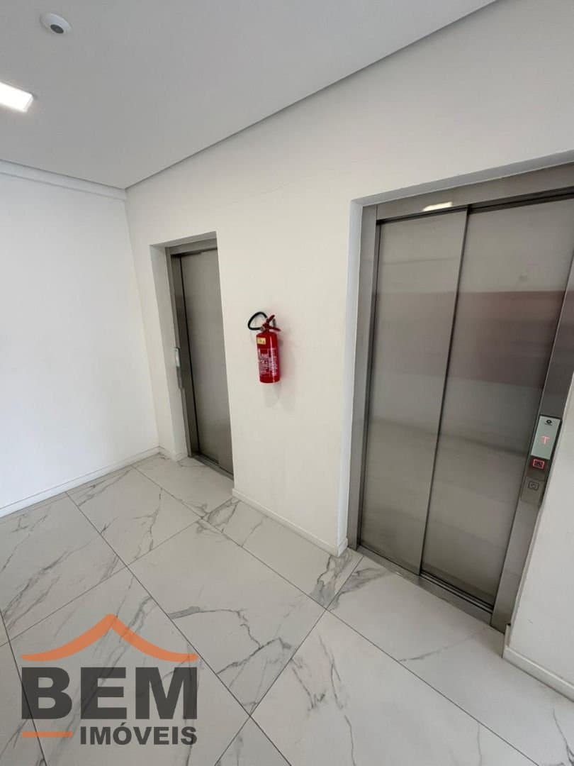 Apartamento para Venda com 2 quartos no bairro Vila Operária, em Itajaí