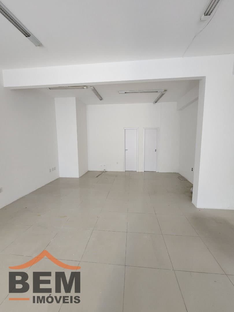 Salas/Conjuntos para Venda com 72m² no bairro Centro, em Balneário Camboriú