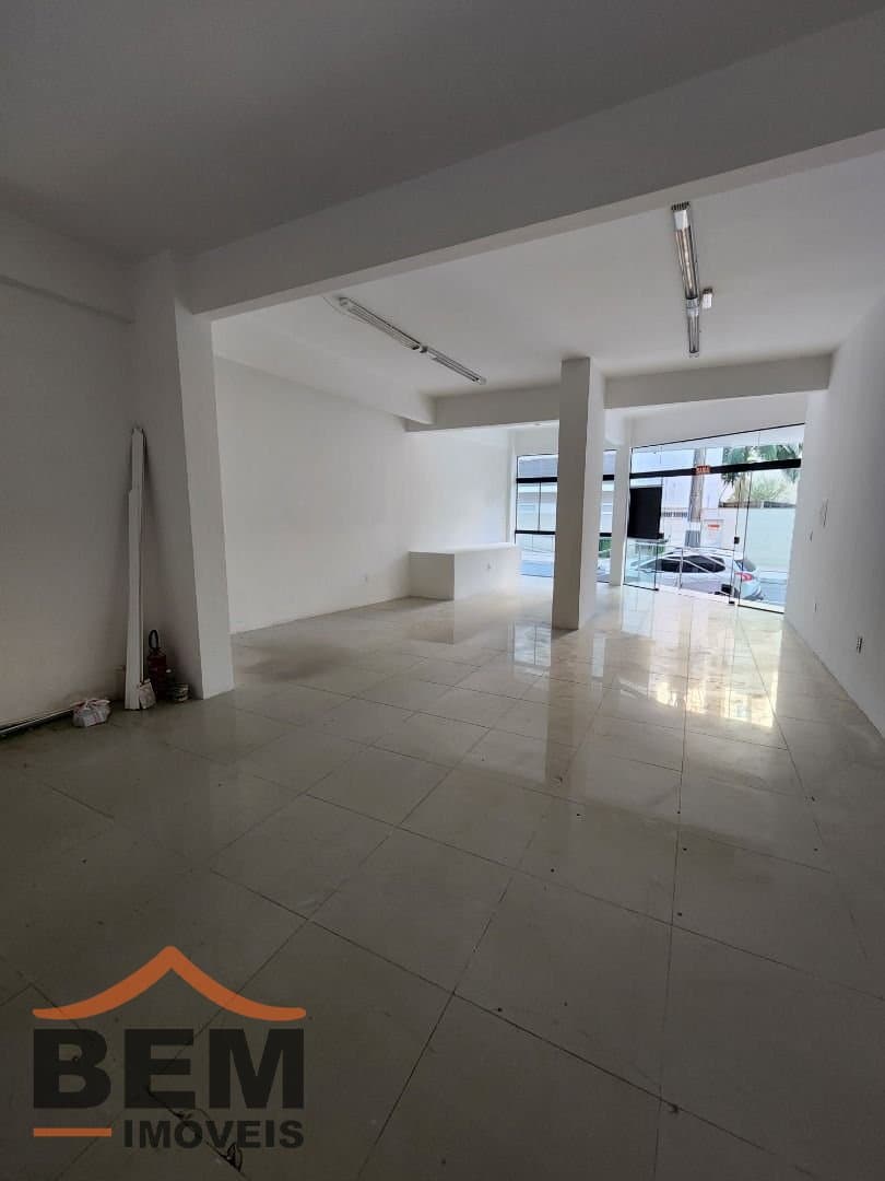 Salas/Conjuntos para Venda com 72m² no bairro Centro, em Balneário Camboriú