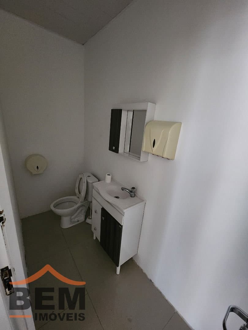Salas/Conjuntos para Venda com 72m² no bairro Centro, em Balneário Camboriú