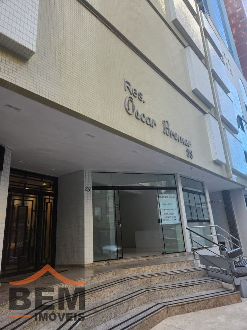 Salas/Conjuntos para Venda com 72m² no bairro Centro, em Balneário Camboriú