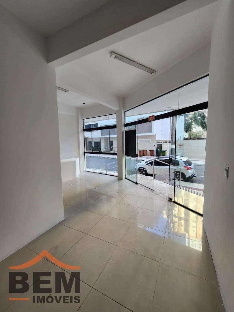 Salas/Conjuntos para Venda com 72m² no bairro Centro, em Balneário Camboriú