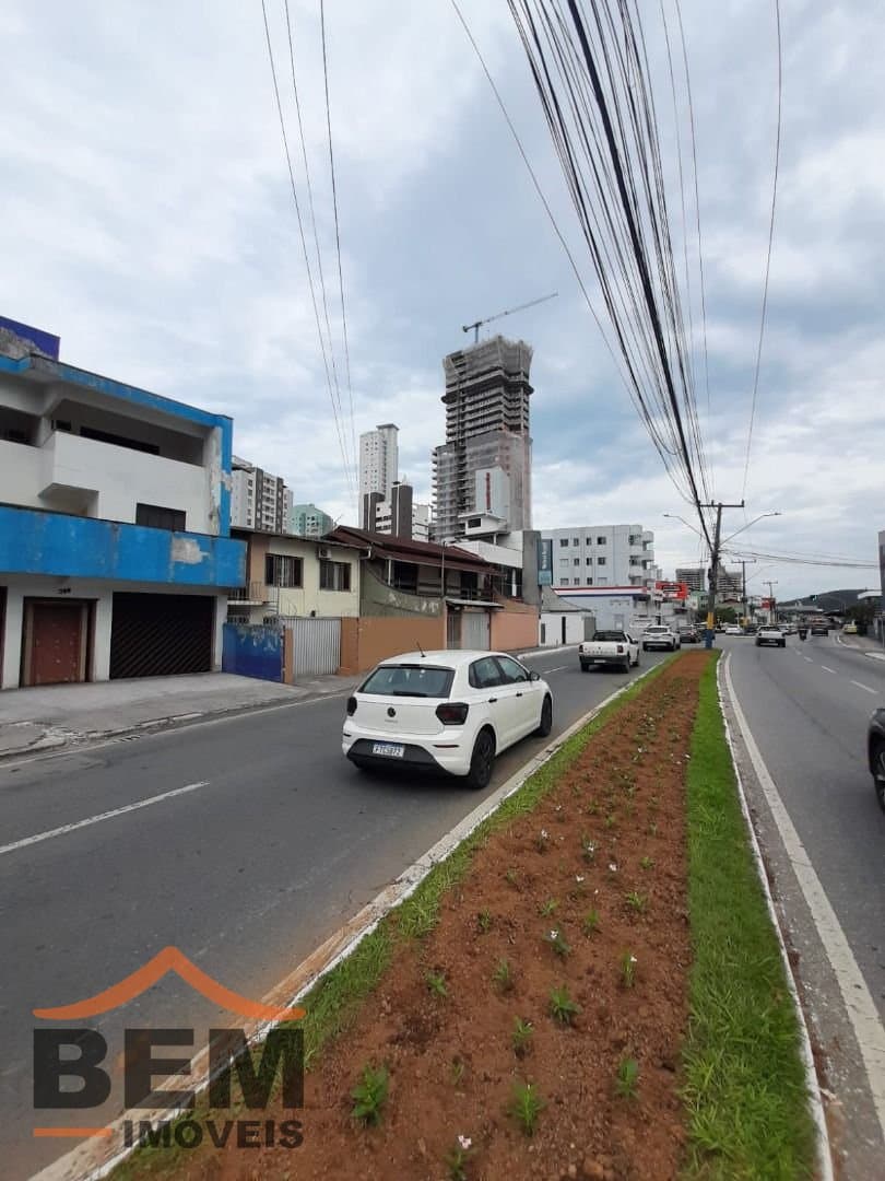 Casa para Venda com 2 quartos e 138m² no bairro Centro, em Itajaí