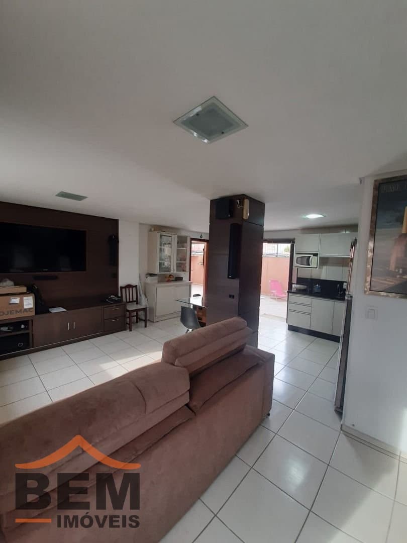 Casa para Venda com 2 quartos e 138m² no bairro Centro, em Itajaí