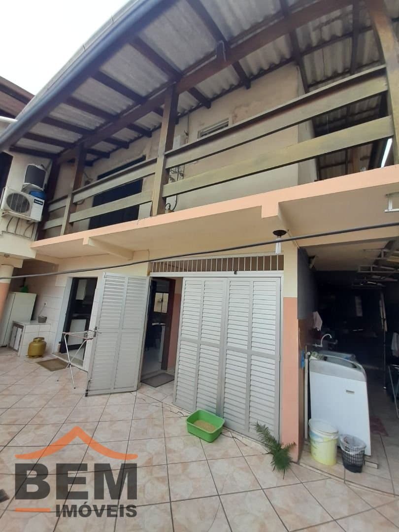 Casa para Venda com 2 quartos e 138m² no bairro Centro, em Itajaí
