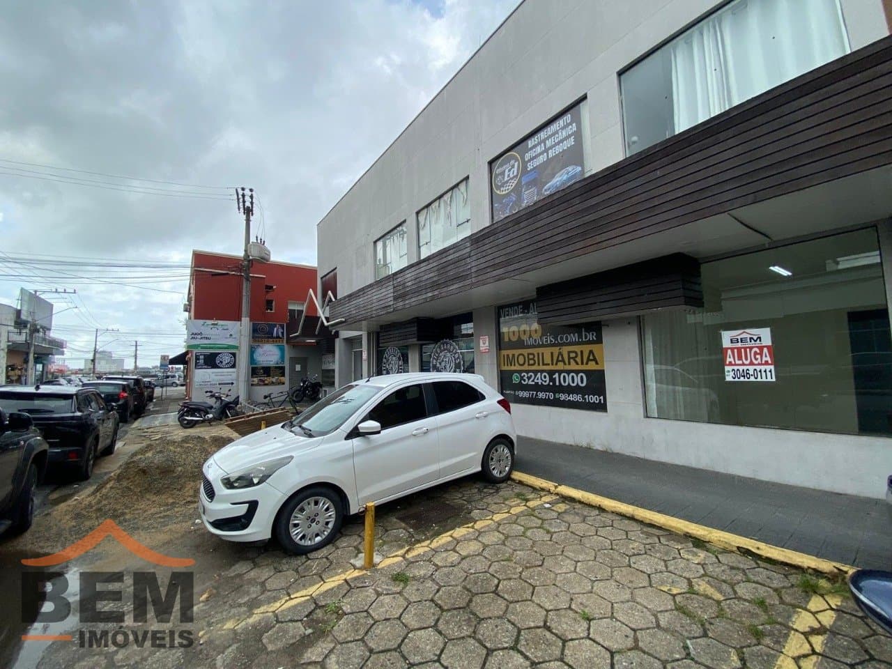 Sala Comercial para Locação com 10m² no bairro Centro, em Itajaí