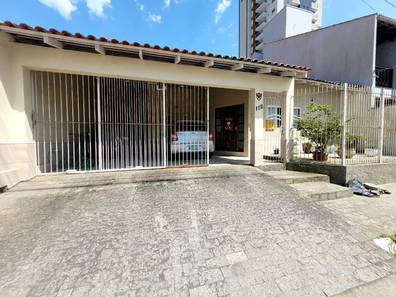 Casa para Locação com 4 quartos e 240m² no bairro Fazenda, em Itajaí
