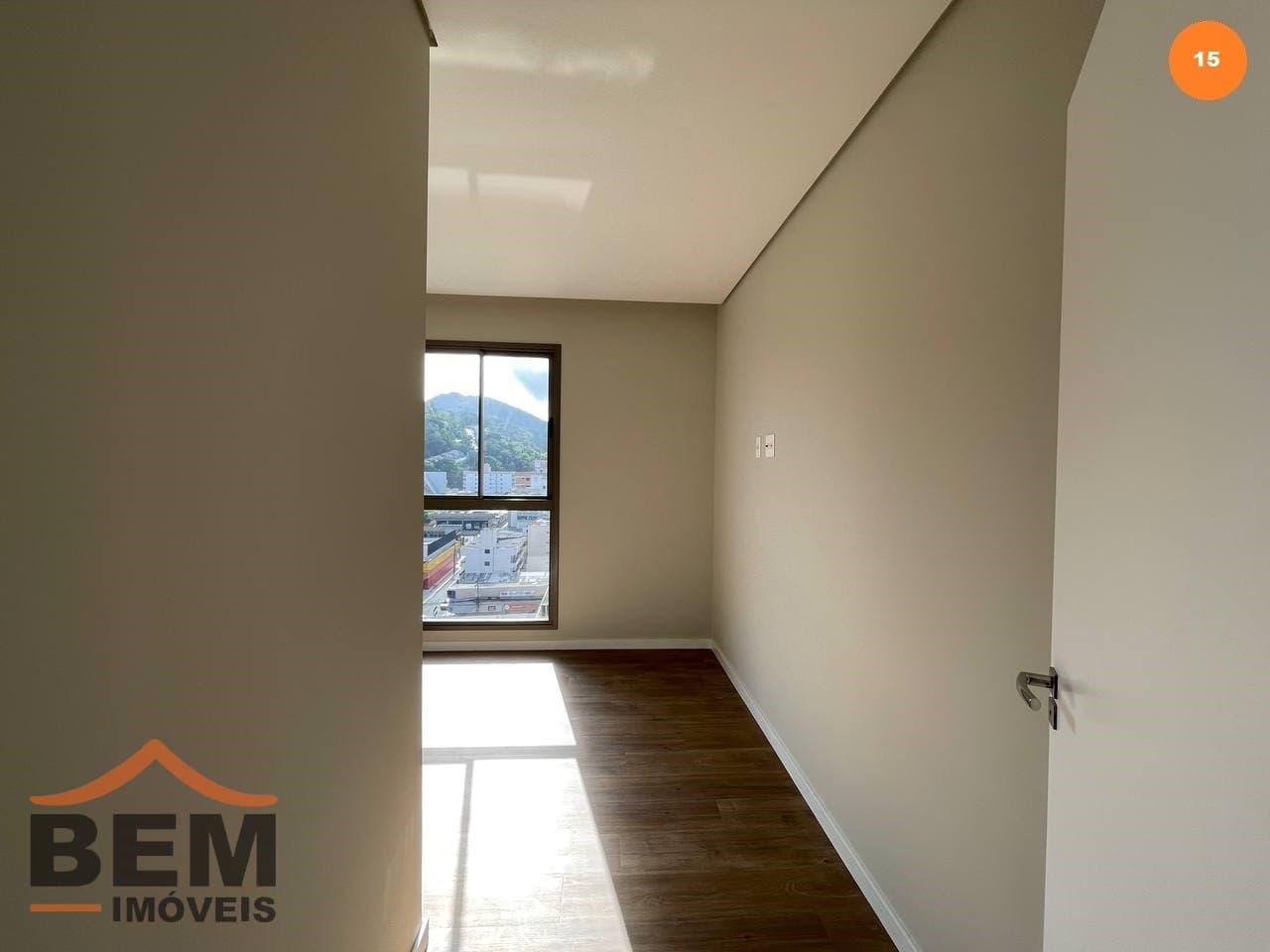 Apartamento para Venda com 4 quartos e 137m² no bairro Centro, em Balneário Camboriú