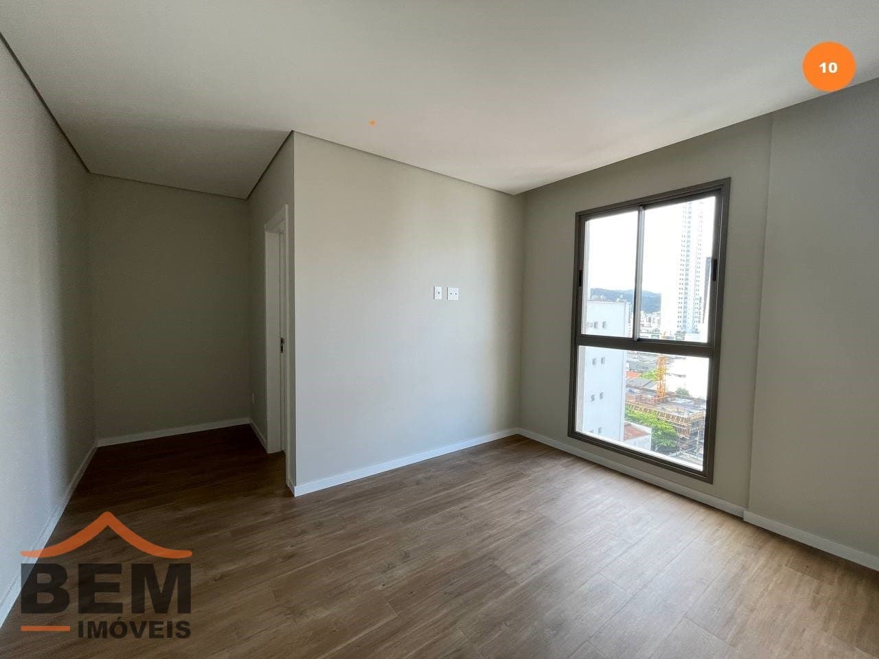 Apartamento para Venda com 4 quartos e 137m² no bairro Centro, em Balneário Camboriú