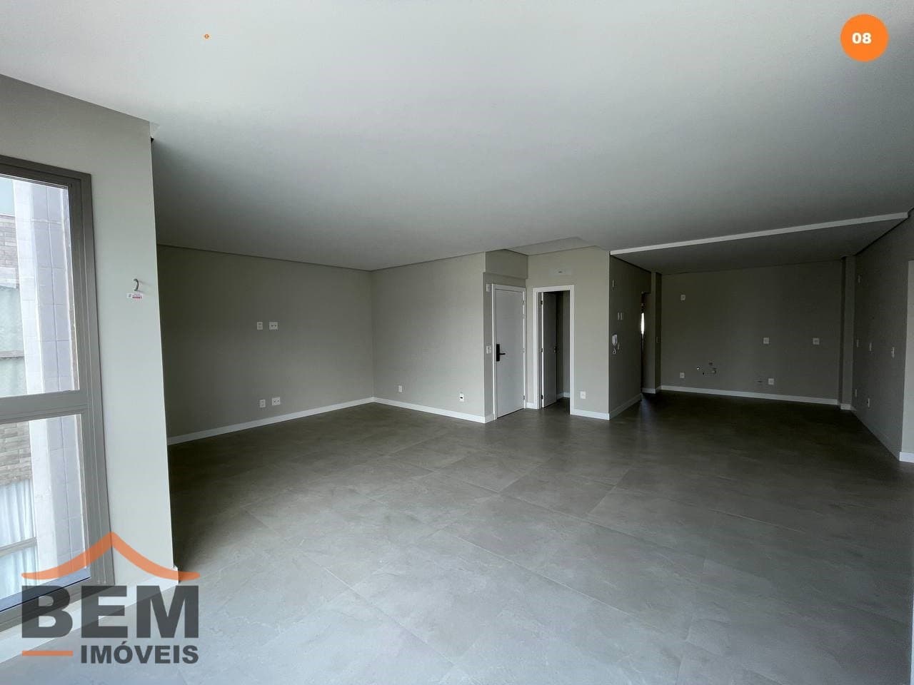 Apartamento para Venda com 4 quartos e 137m² no bairro Centro, em Balneário Camboriú