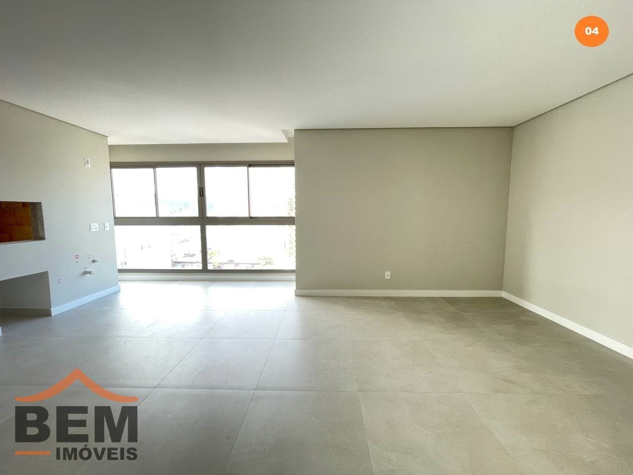 Apartamento para Venda com 4 quartos e 137m² no bairro Centro, em Balneário Camboriú