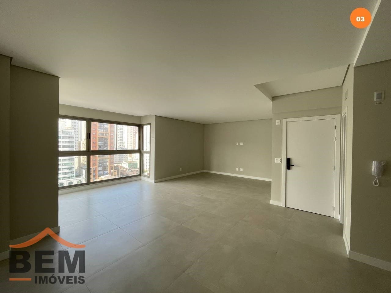 Apartamento para Venda com 4 quartos e 137m² no bairro Centro, em Balneário Camboriú