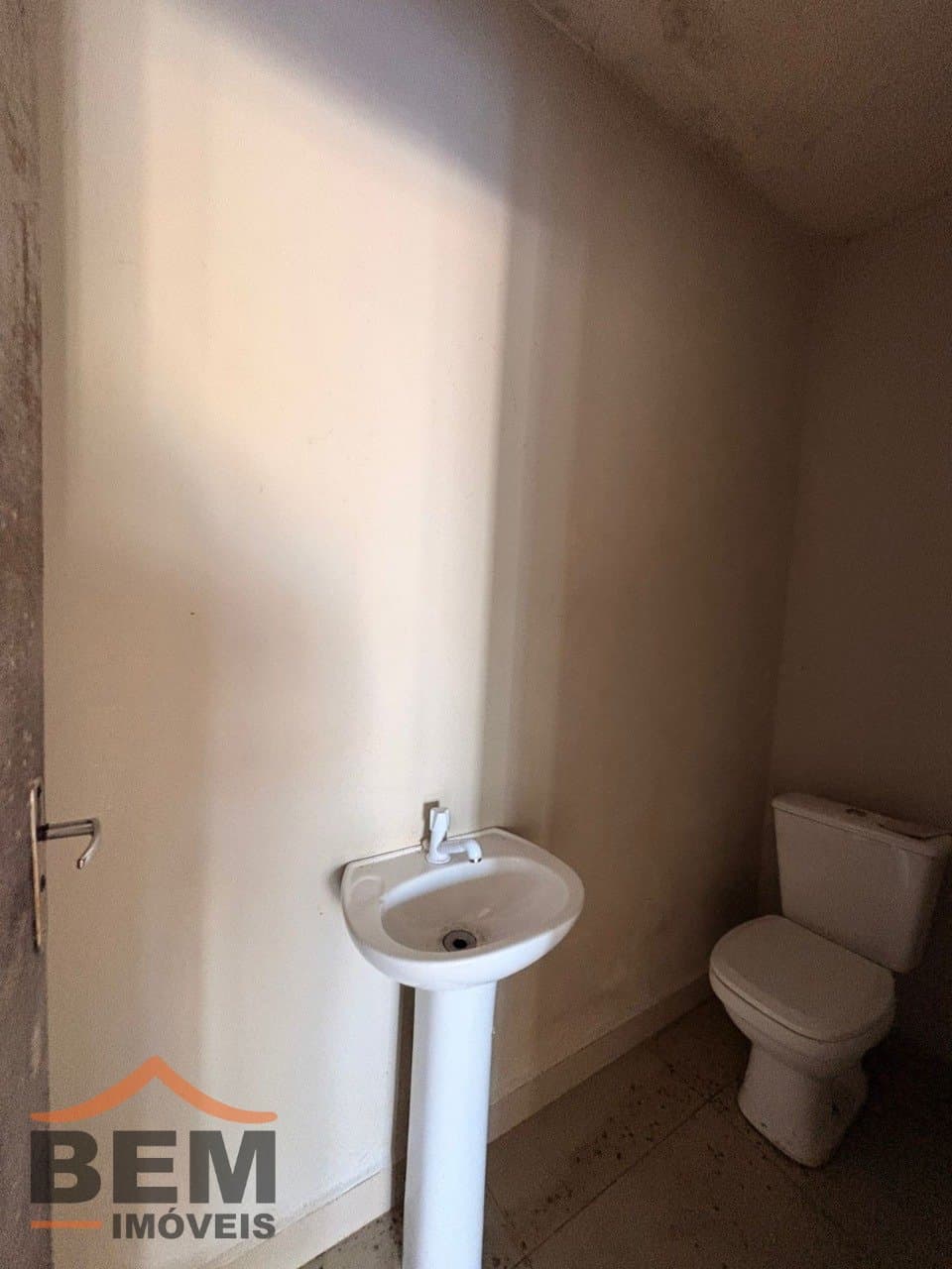 Sala Comercial para Locação com 40m² no bairro São Vicente, em Itajaí