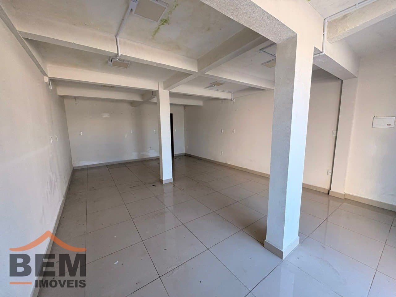 Sala Comercial para Locação com 40m² no bairro São Vicente, em Itajaí