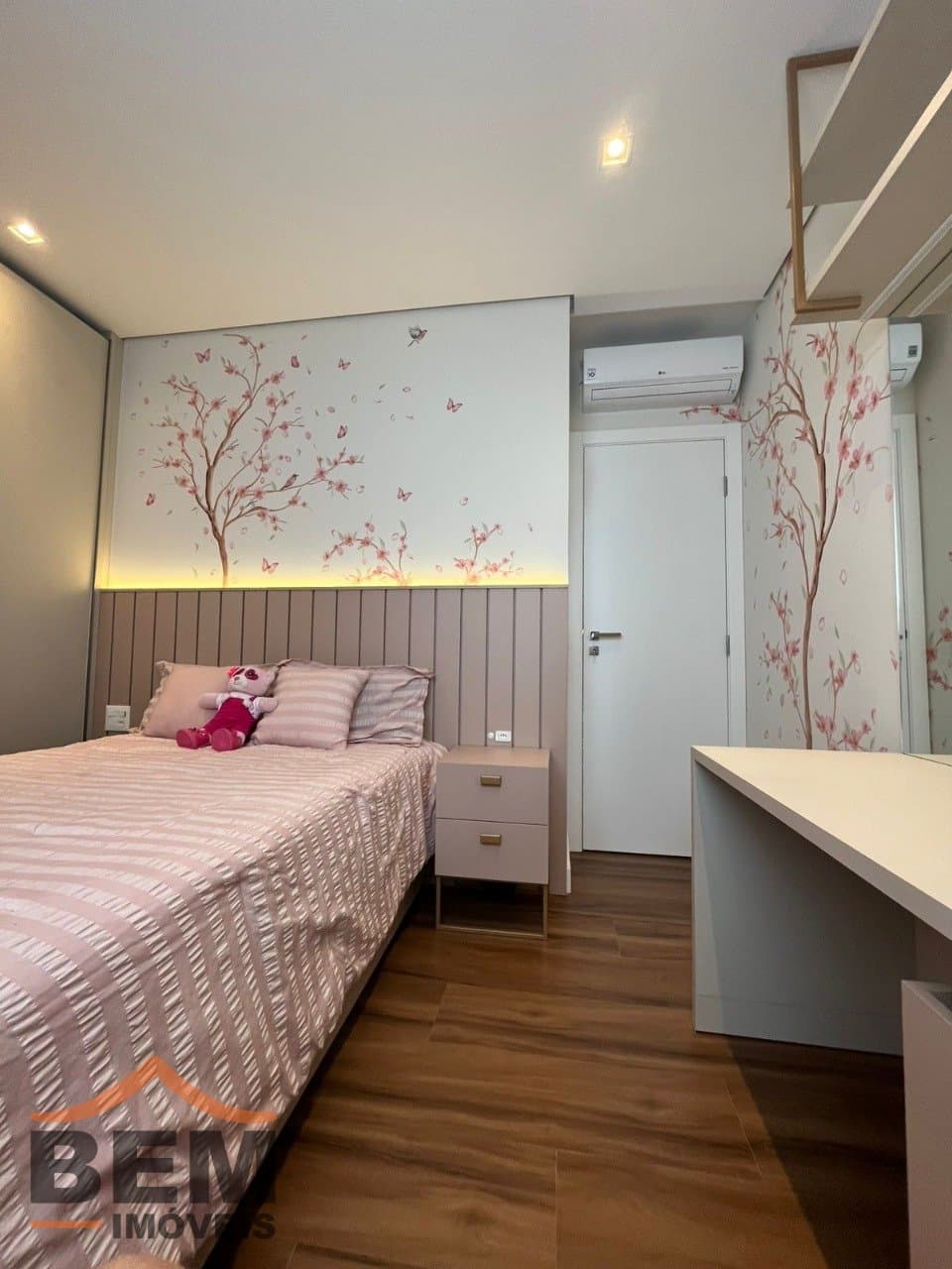 Apartamento para Venda com 3 quartos no bairro Centro, em Itajaí