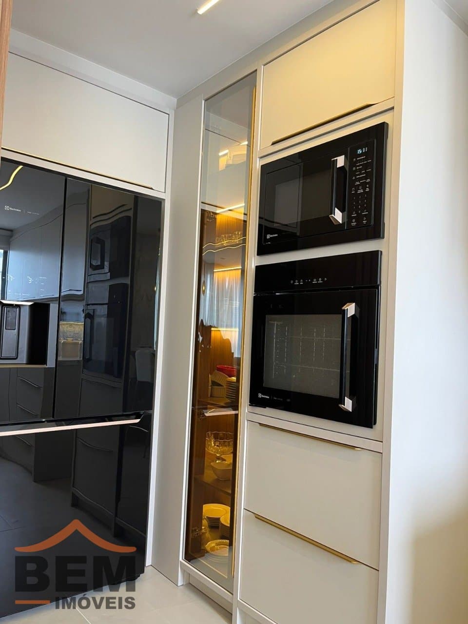 Apartamento para Venda com 3 quartos no bairro Centro, em Itajaí
