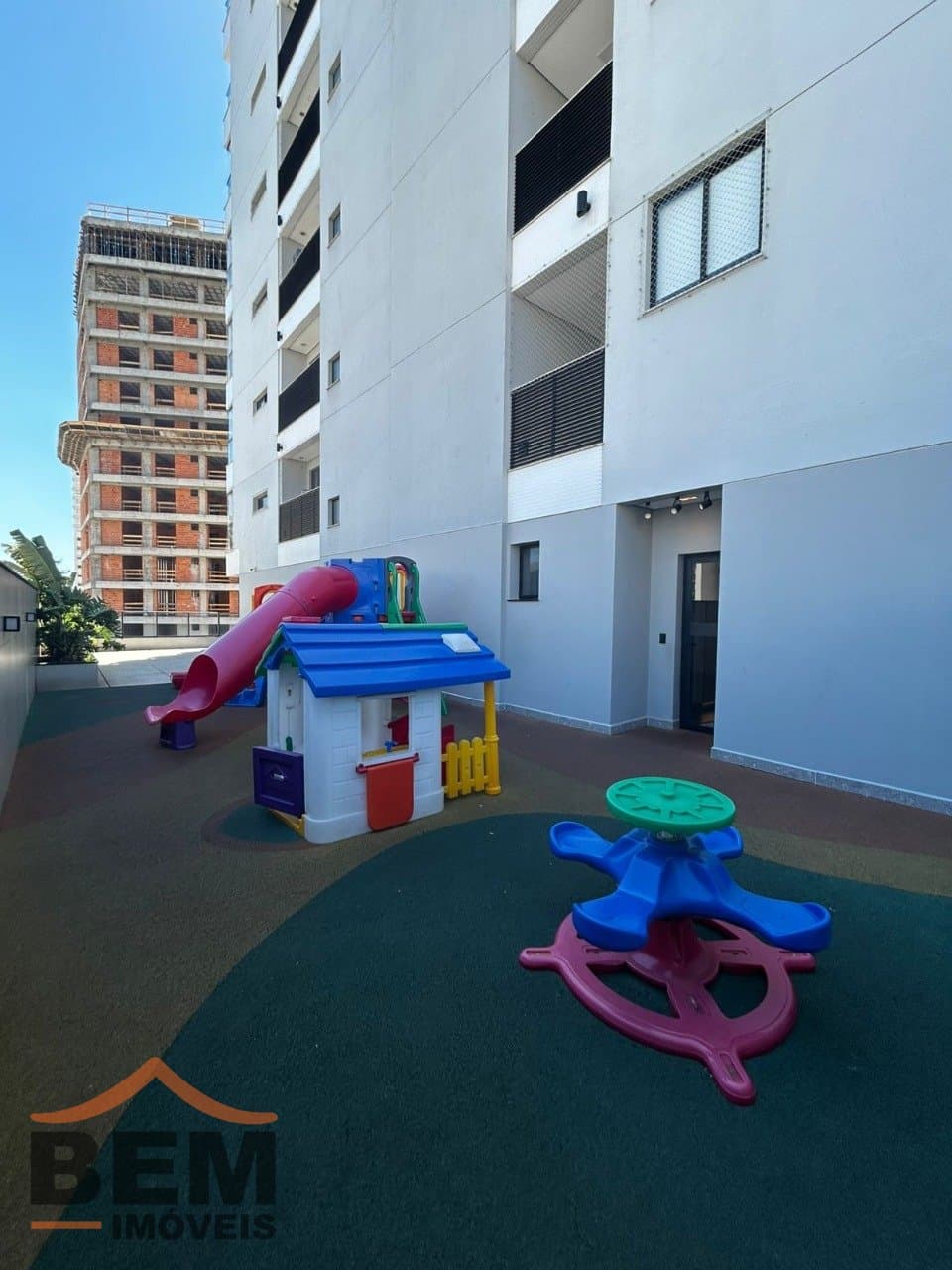 Apartamento para Venda com 3 quartos no bairro Centro, em Itajaí
