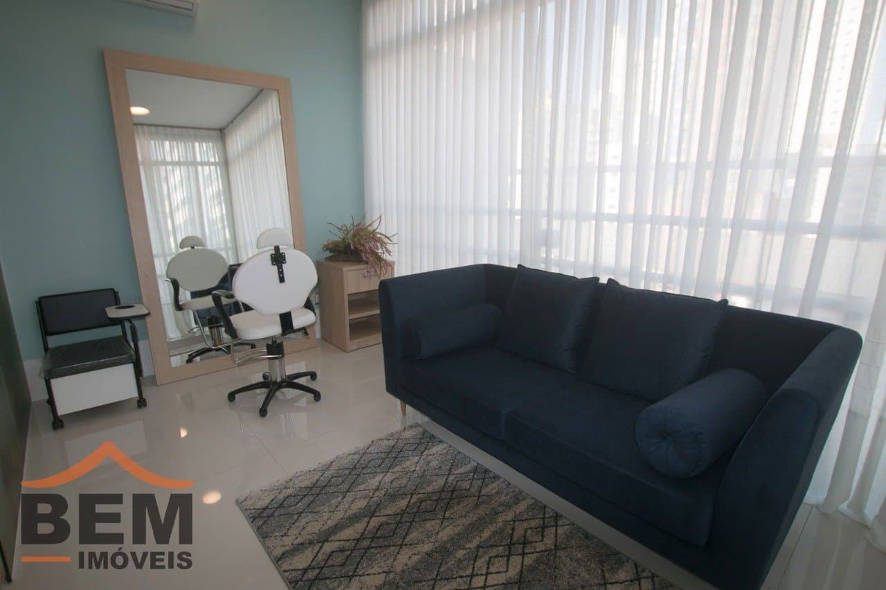 Apartamento para Locação com 2 quartos e 128m² no bairro Centro, em Balneário Camboriú: 25- SALÃO DE FESTAS 