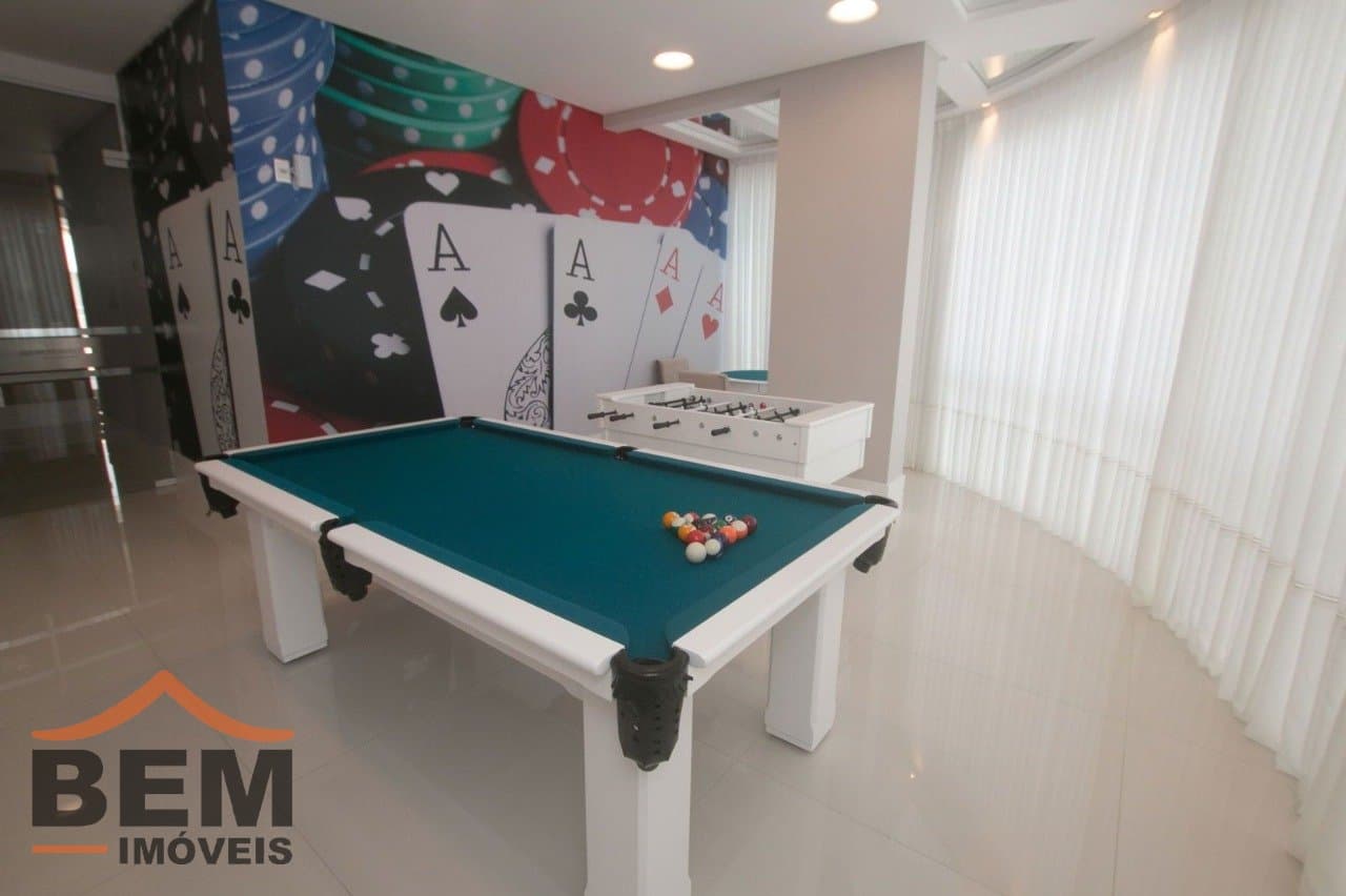 Apartamento para Locação com 2 quartos e 128m² no bairro Centro, em Balneário Camboriú: 31- SALA DE JOGOS