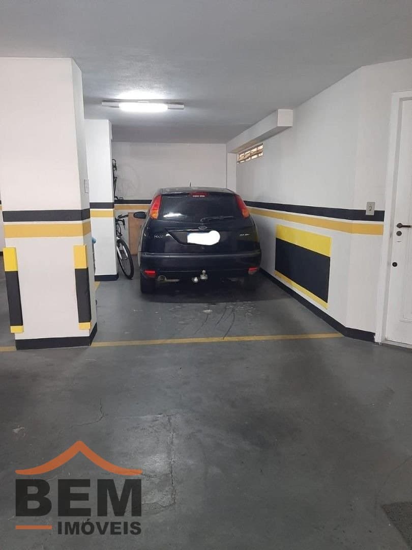 Apartamento para Locação com 4 quartos e 102m² no bairro Centro, em Balneário Camboriú: 23- GARAGEM 