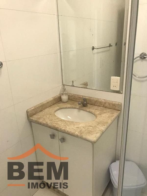 Apartamento para Locação com 4 quartos e 102m² no bairro Centro, em Balneário Camboriú: 12- BANHEIRO 